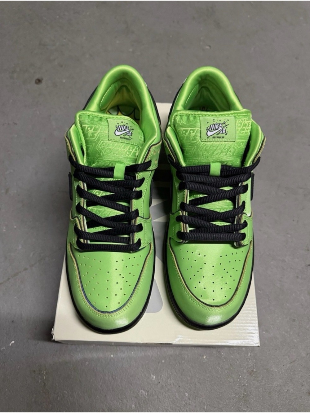 Power puff buttercups Nike sb dunks 10.5